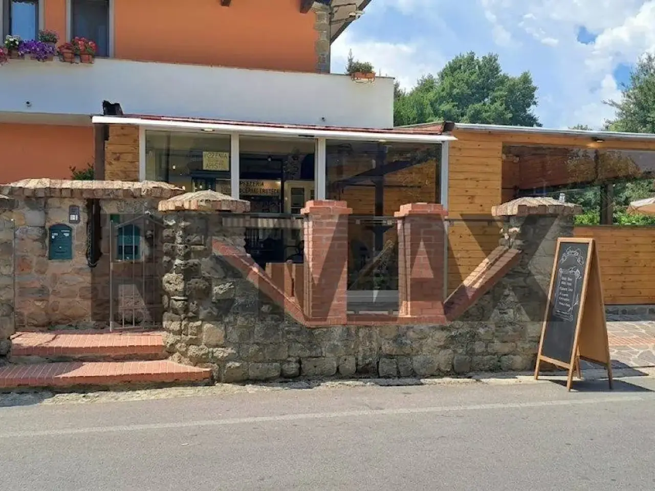 Negozio in Località Bagnoro 2/G, Arezzo, {3} - Foto 2