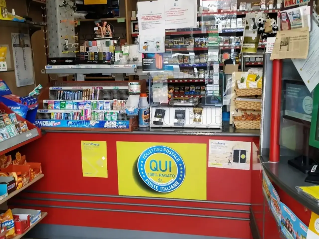 Tabaccheria in Via Tiziano Aspetti, Padova, {3} - Foto 1