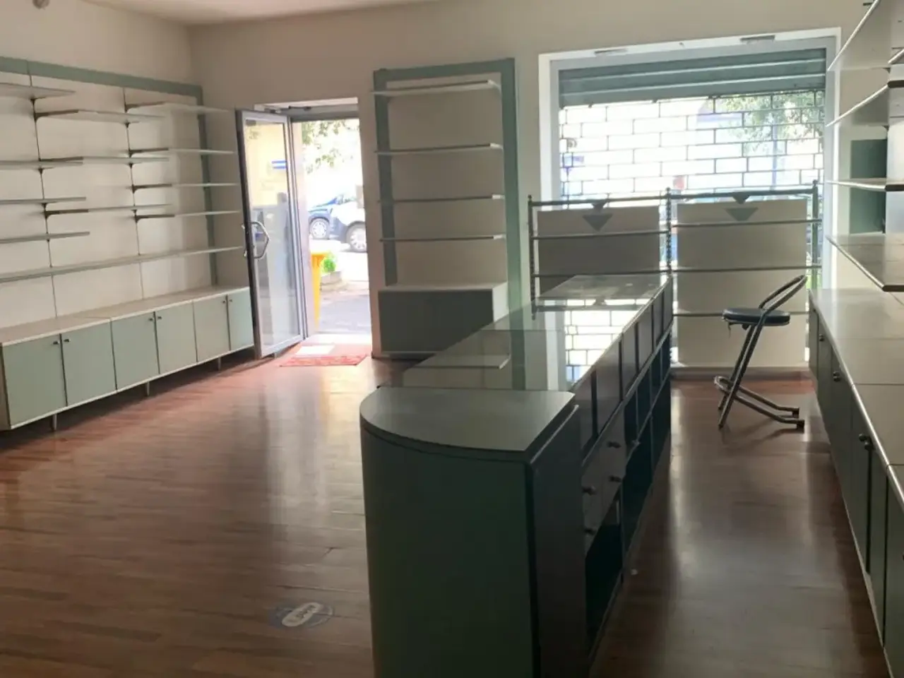 Negozio in Via della Libertà 30, Palombara Sabina, {3} - Foto 1