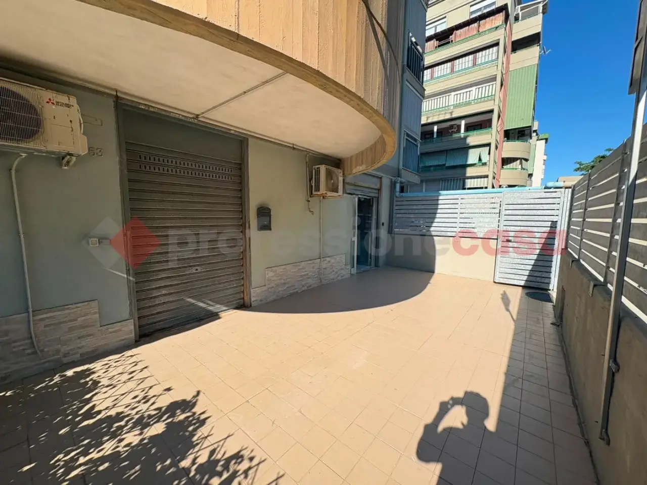 Negozio in Via Leoncavallo, Bari, {3} - Foto 1