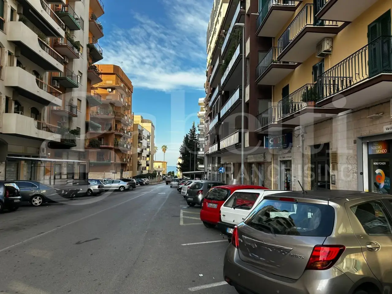 Negozio in Via Umbria 33, Taranto, {3} - Foto 1