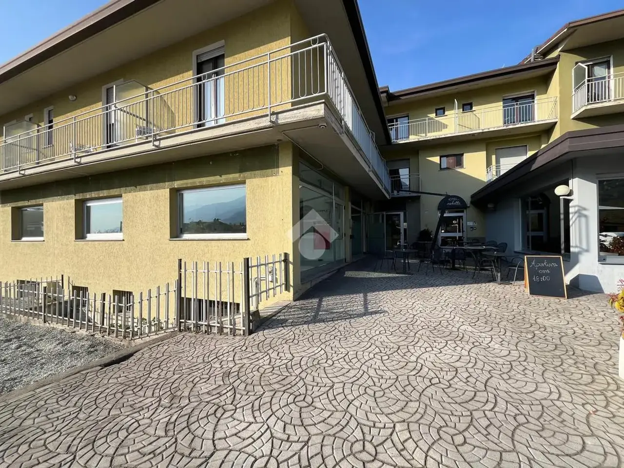 Negozio in Via Stelvio 75, Poggiridenti, {3} - Foto 2