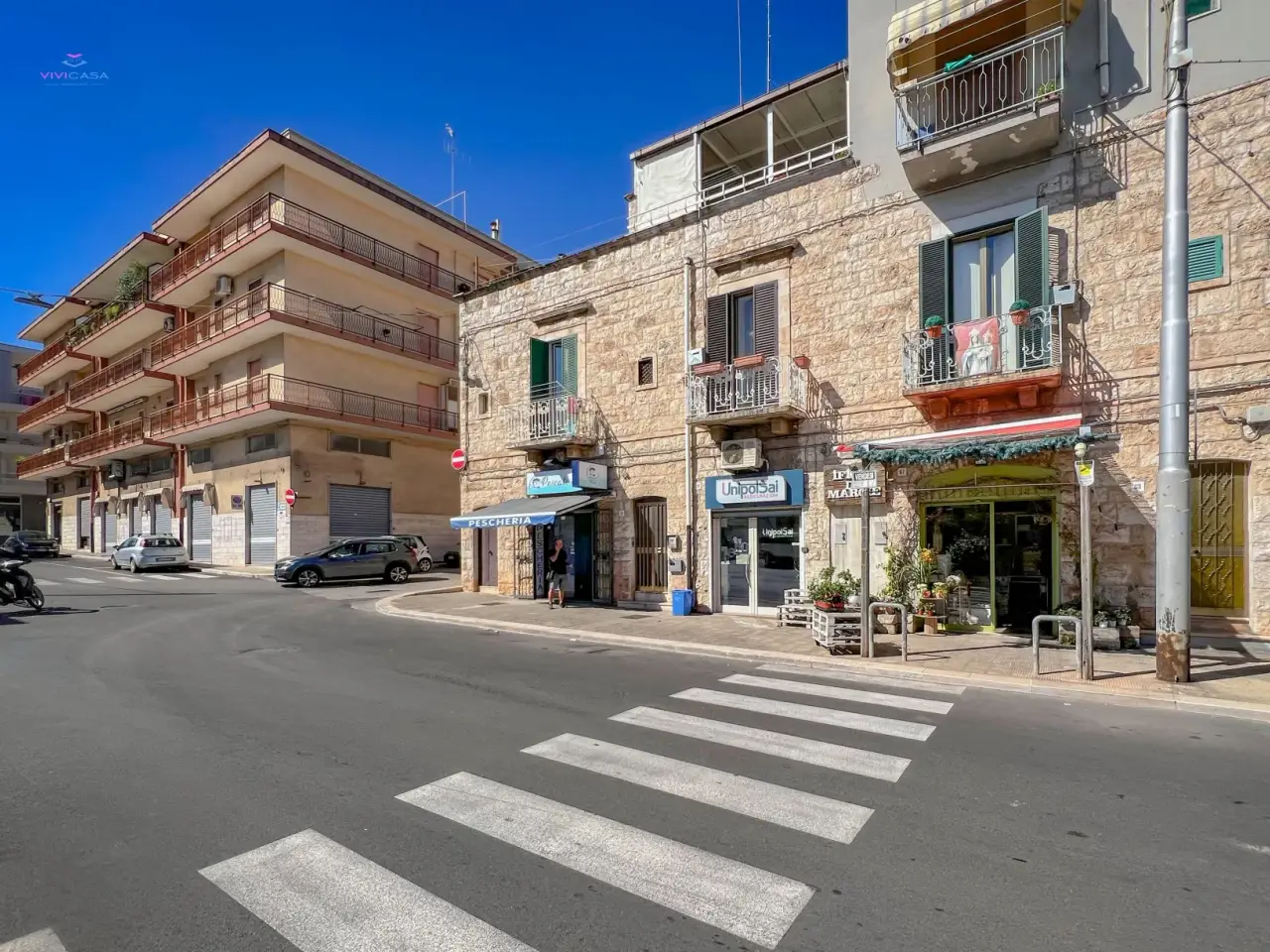 Esercizio commerciale in Via Monopoli, Castellana Grotte, Castellana Grotte, {3} - Foto 2
