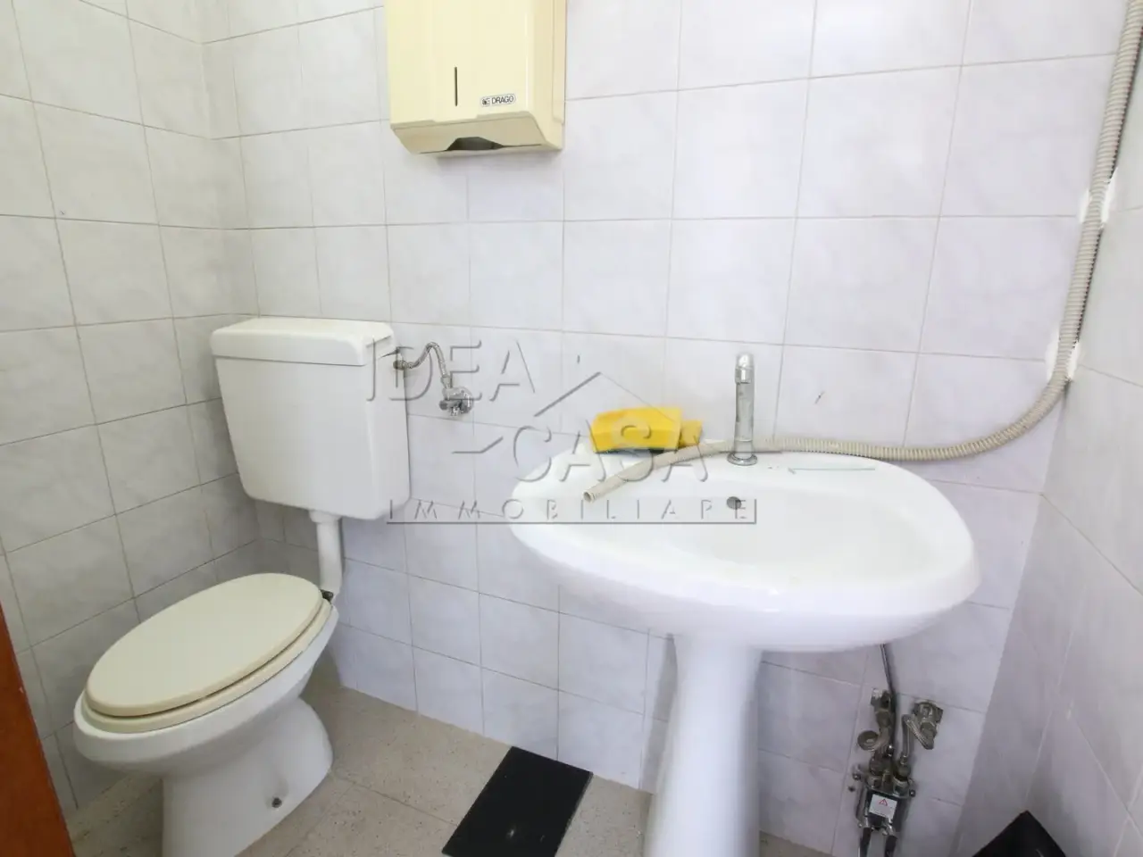 Locale commerciale in 5, Via Giuseppe Mazzini, Concordia sulla Secchia, Unione Comuni Modenesi Area Nord, Modena, Emilia-Romagna, 41033, Italia, Concordia Sulla Secchia, {3} - Foto 1