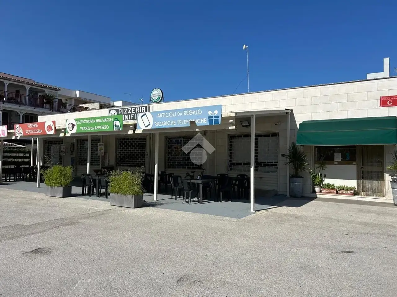 Negozio in Largo Airone 4, Manfredonia, {3} - Foto 2