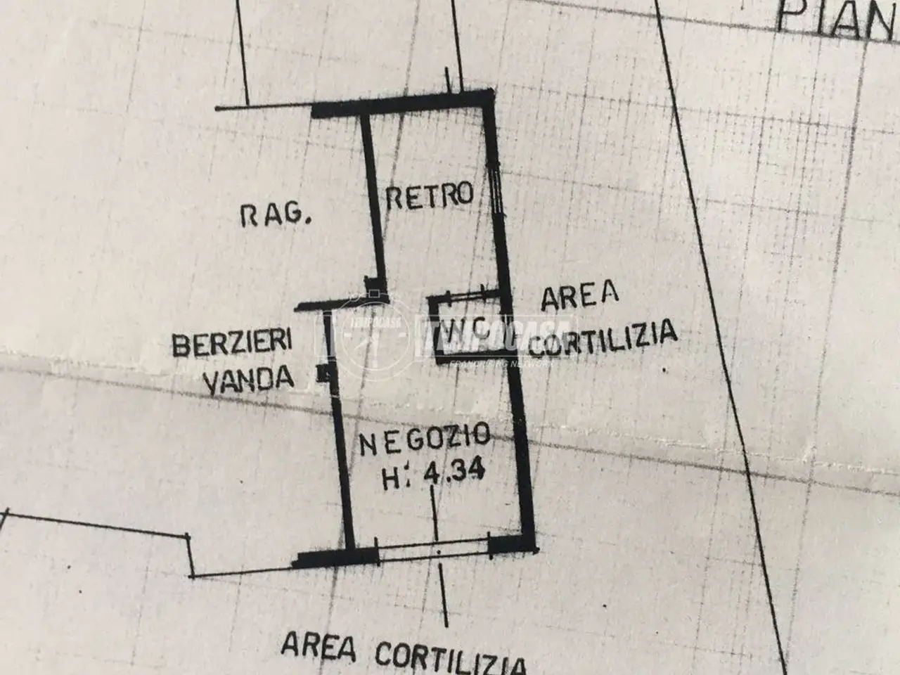 Negozio in Via Tabiano 55, Salsomaggiore Terme, {3} - Planimetria 1