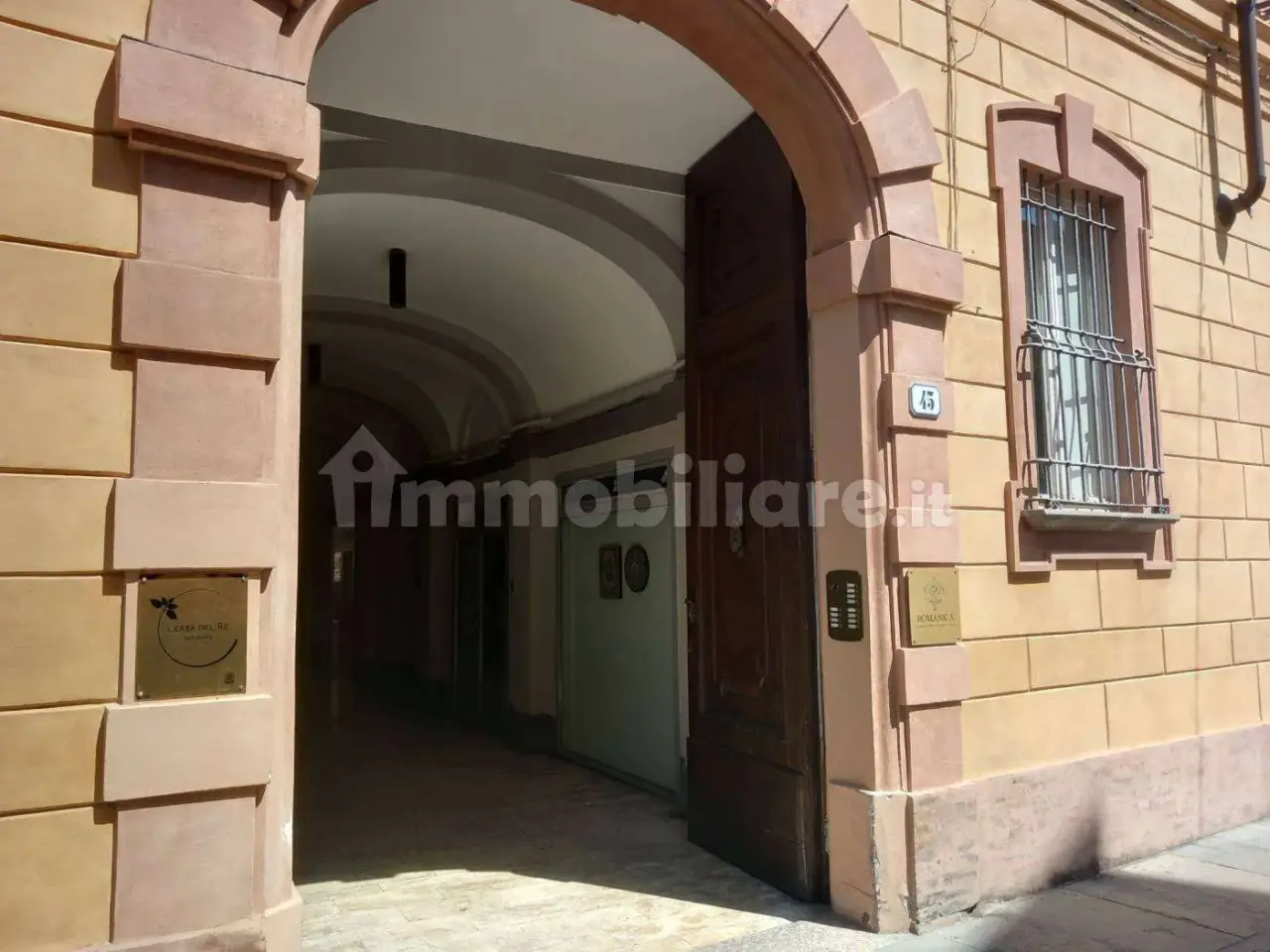 Negozio in Via Castelmaraldo 45, Modena, {3} - Foto 1
