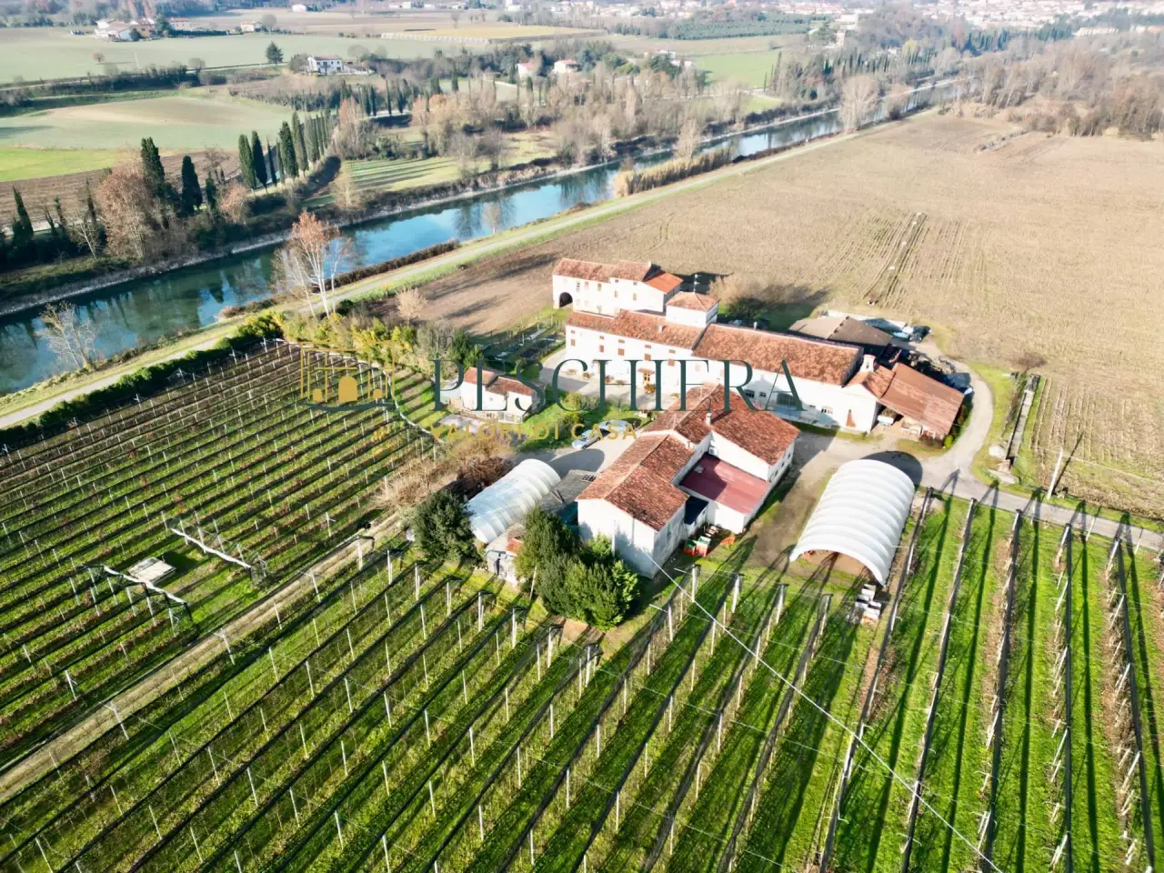 Azienda agricola in Corte Caucciola, Valeggio Sul Mincio, {3} - Foto 1