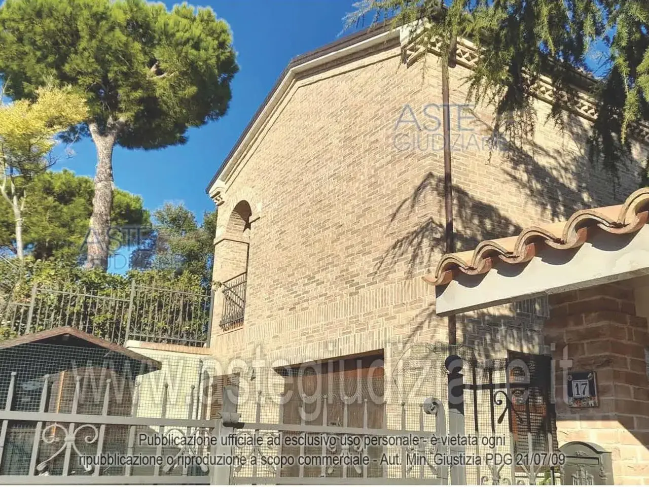 Garage in Via Redipuglia, 17, 60022 Castelfidardo An, Italia 17, Castelfidardo, {3} - Foto 2