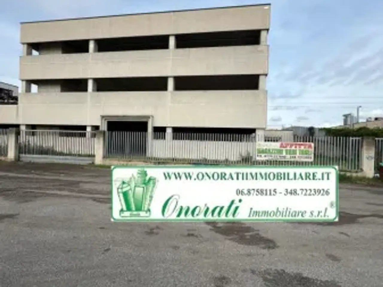 Capannone in , Guidonia Montecelio, {3} - Foto 2