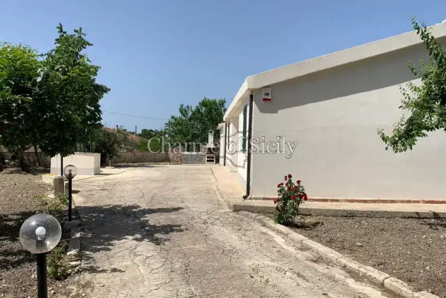 Villa in Via del Tellesimo, Ragusa - Foto 1