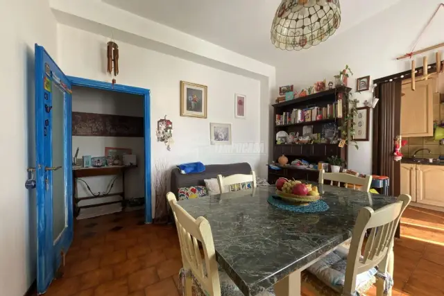 4-room flat in Via Camillo Benso Conte di Cavour 4, Rho - Photo 1