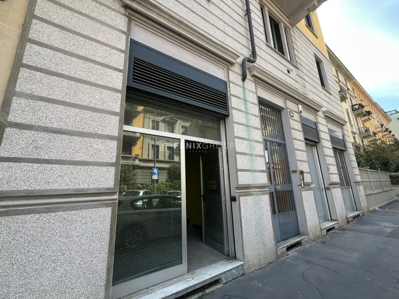 Negozio in Via della Sila 36, Milano, {3} - Foto 1