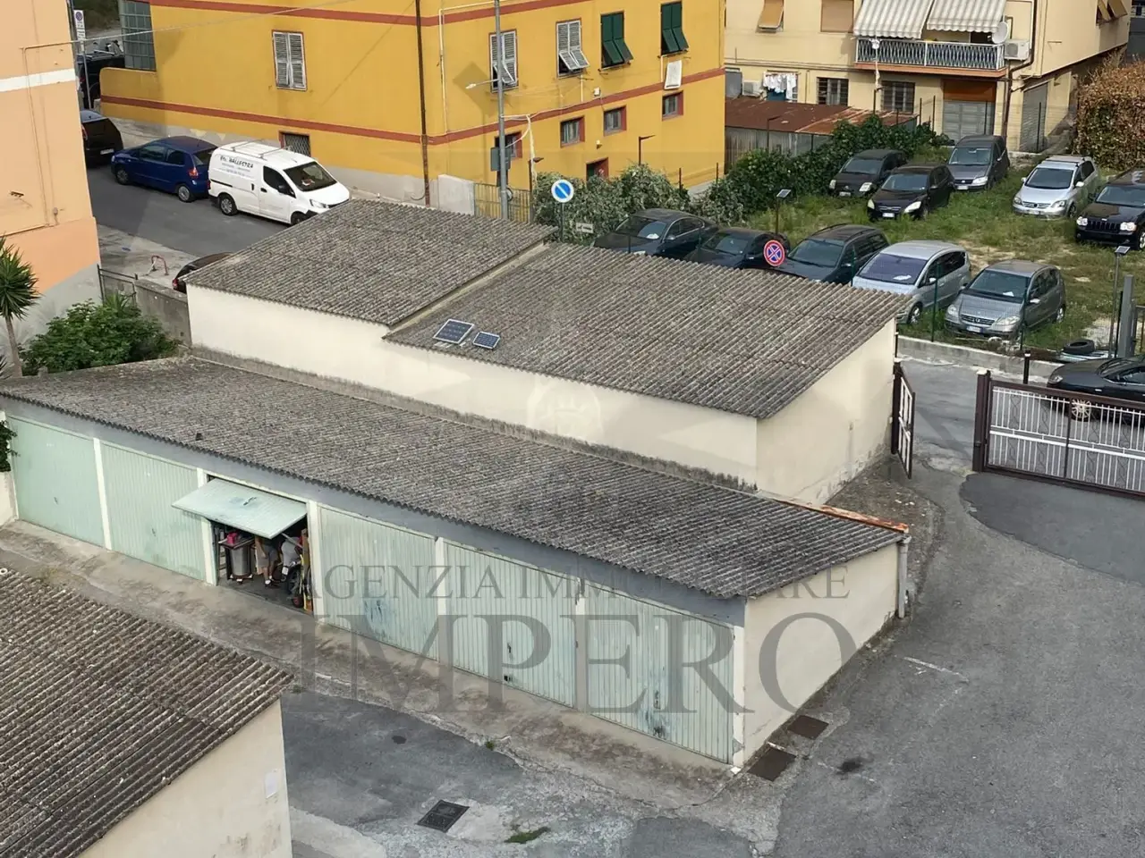 Parcheggio chiuso in Via XXV Aprile 10, Ventimiglia, {3} - Foto 1