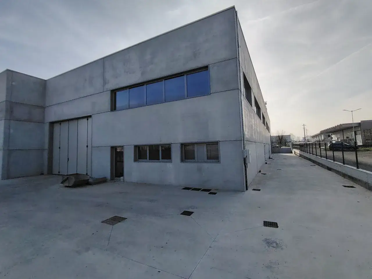 Capannone in Via delle Industrie, Mussolente, {3} - Foto 2