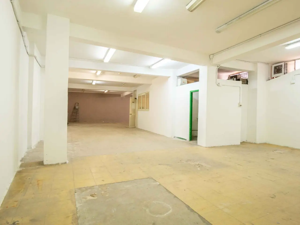 Magazzino in Via Augusto Dulceri 72, Roma, {3} - Foto 2
