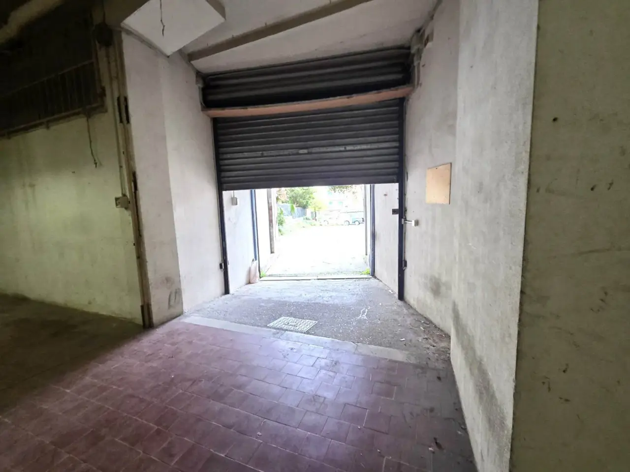 Magazzino in Via Murtola 69 R, Genova, {3} - Foto 2