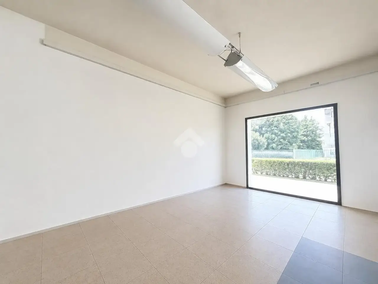 Negozio in Via della Cava 165, Rosignano Marittimo, {3} - Foto 1