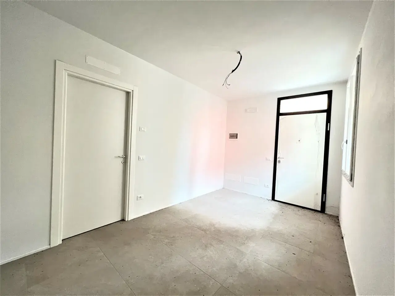 Ufficio in Via Albertini Ponente 52, Crevalcore, {3} - Foto 2