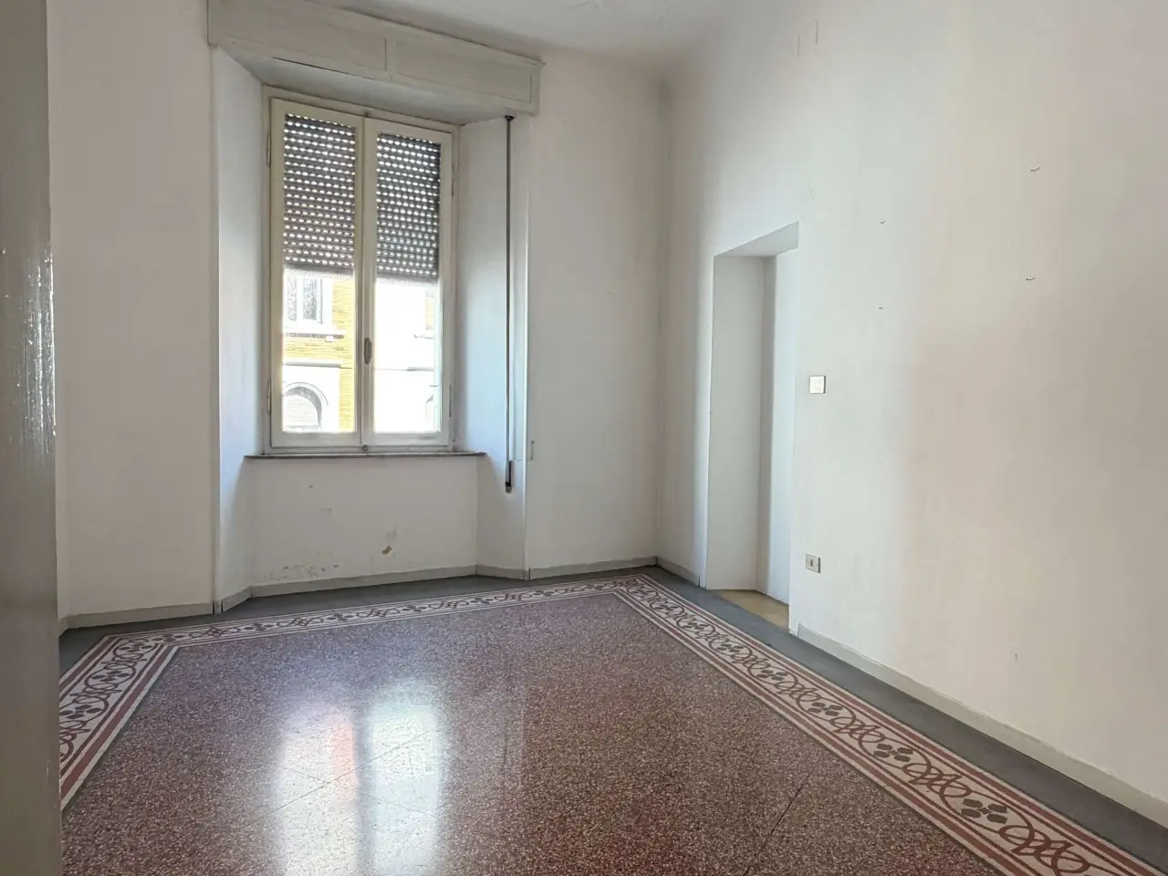 Ufficio in , Ancona, {3} - Foto 2