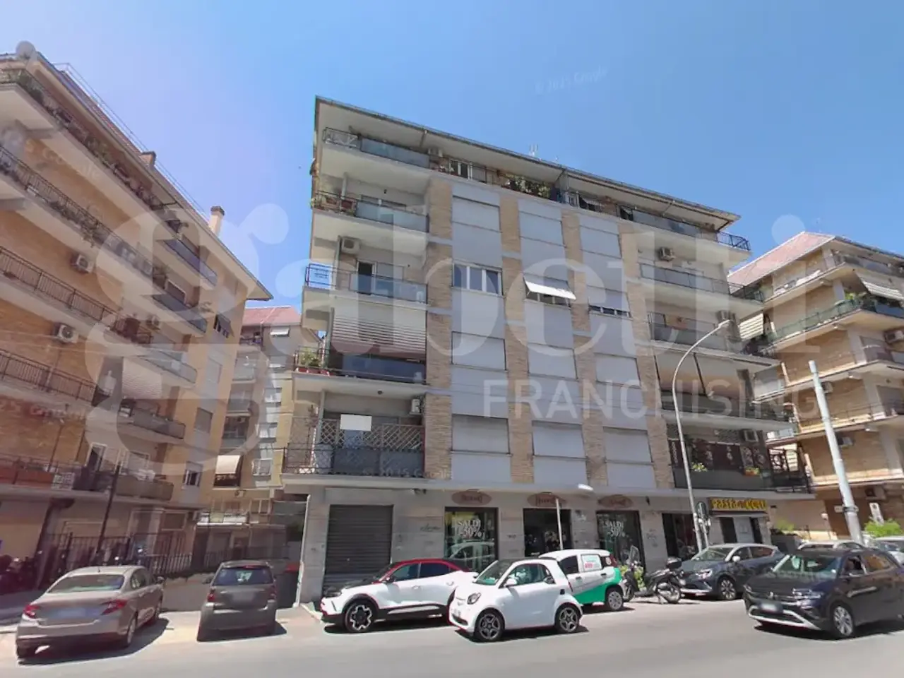 Negozio in Piazza Monte Gennaro , Roma, {3} - Foto 1
