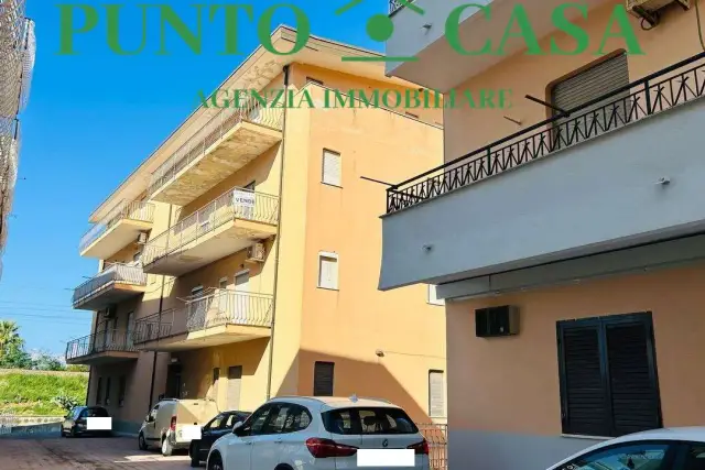 4-room flat in Contrada Cartolano, Falerna - Photo 1