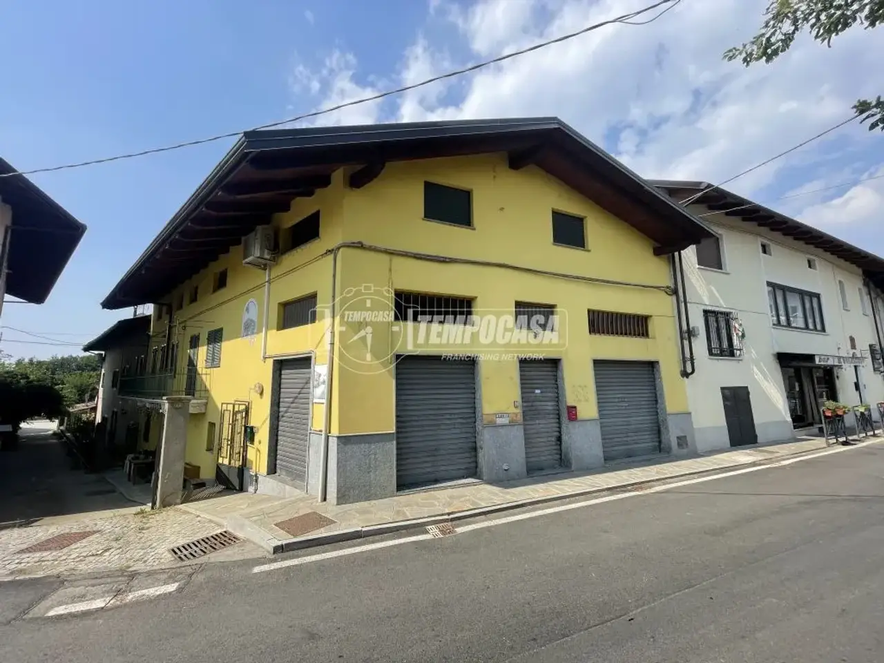 Negozio in Via (Fraz. Spineto) 64, Castellamonte, {3} - Foto 1