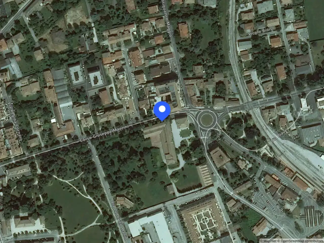 Ufficio in Corso Mazzini Giuseppe, 13 13, Montebelluna, {3} - Foto 2