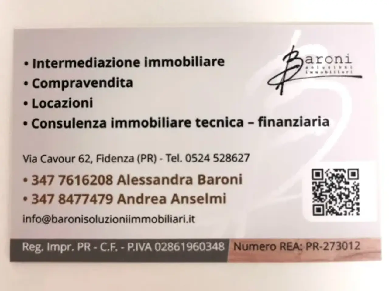 Negozio in Via Cavour 62, Fidenza, {3} - Foto 2