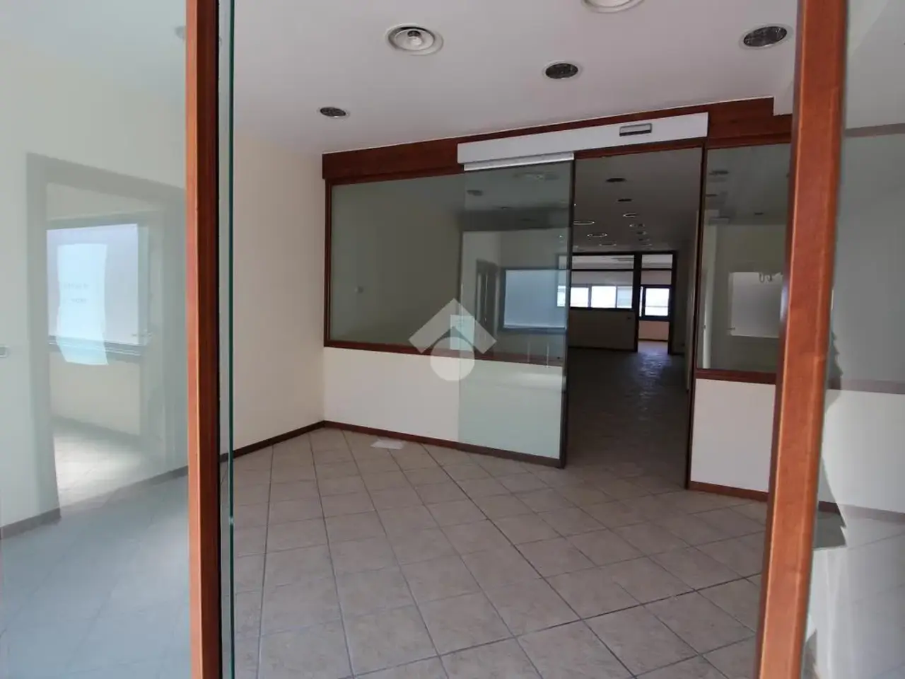 Ufficio in Via Pasubio 36, San Benedetto Del Tronto, {3} - Foto 2
