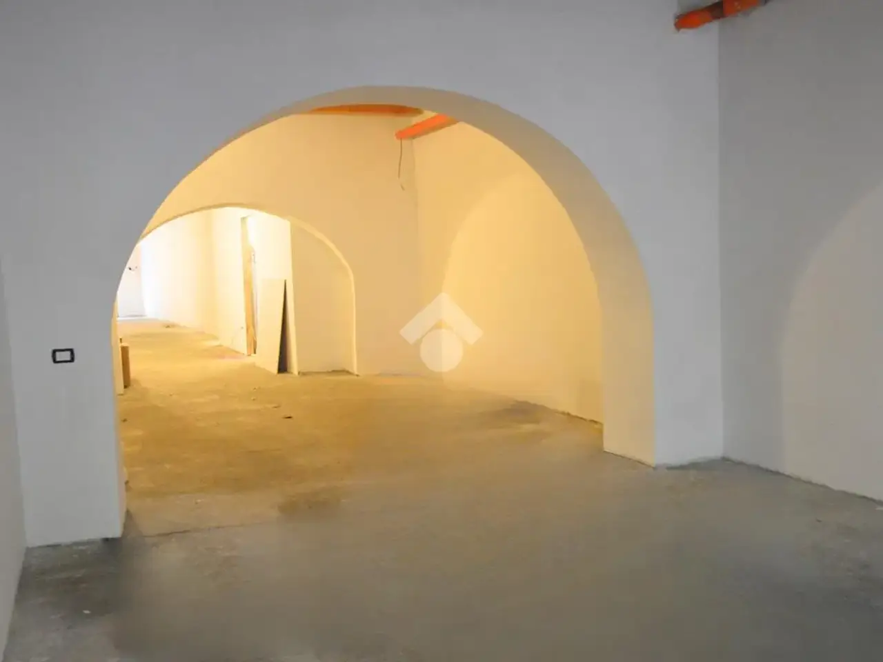 Negozio in Corso Vittorio Emanuele II 148, Cagliari, {3} - Foto 2