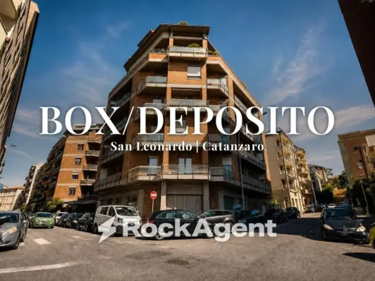 Magazzino in Via Edmondo Buccarelli 49, Catanzaro, {3} - Foto 1