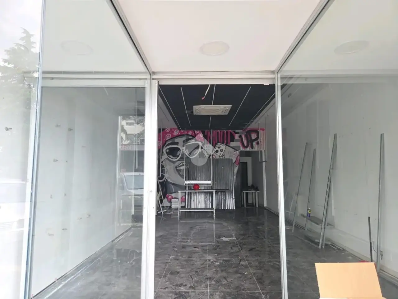Negozio in Viale Paolo Ferdinando Quaglia 16, Roma, {3} - Foto 1