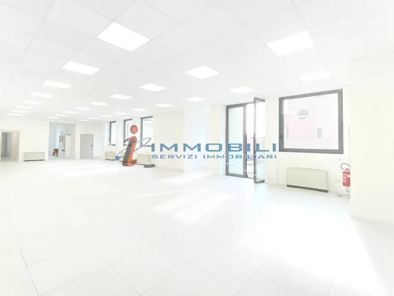 Ufficio in Via Tolstoi Leone, Milano, {3} - Foto 1