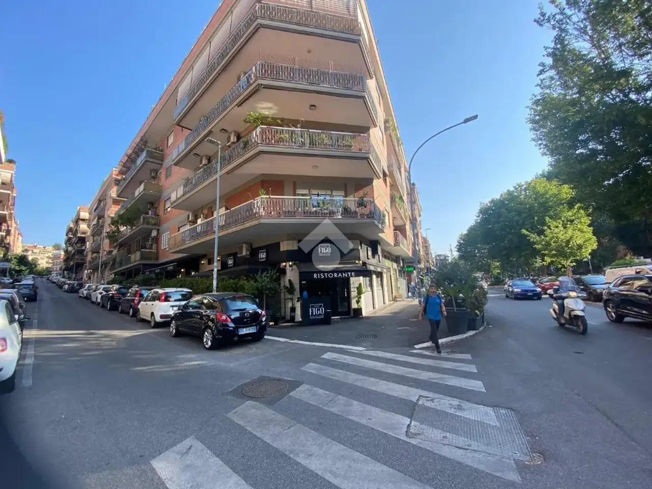 Negozio in Via Luigi Chiarelli 39, Roma, {3} - Foto 1