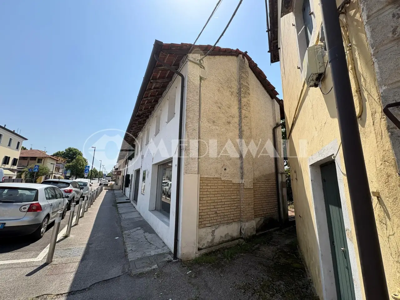 Palazzina commerciale in , Pordenone, {3} - Foto 2