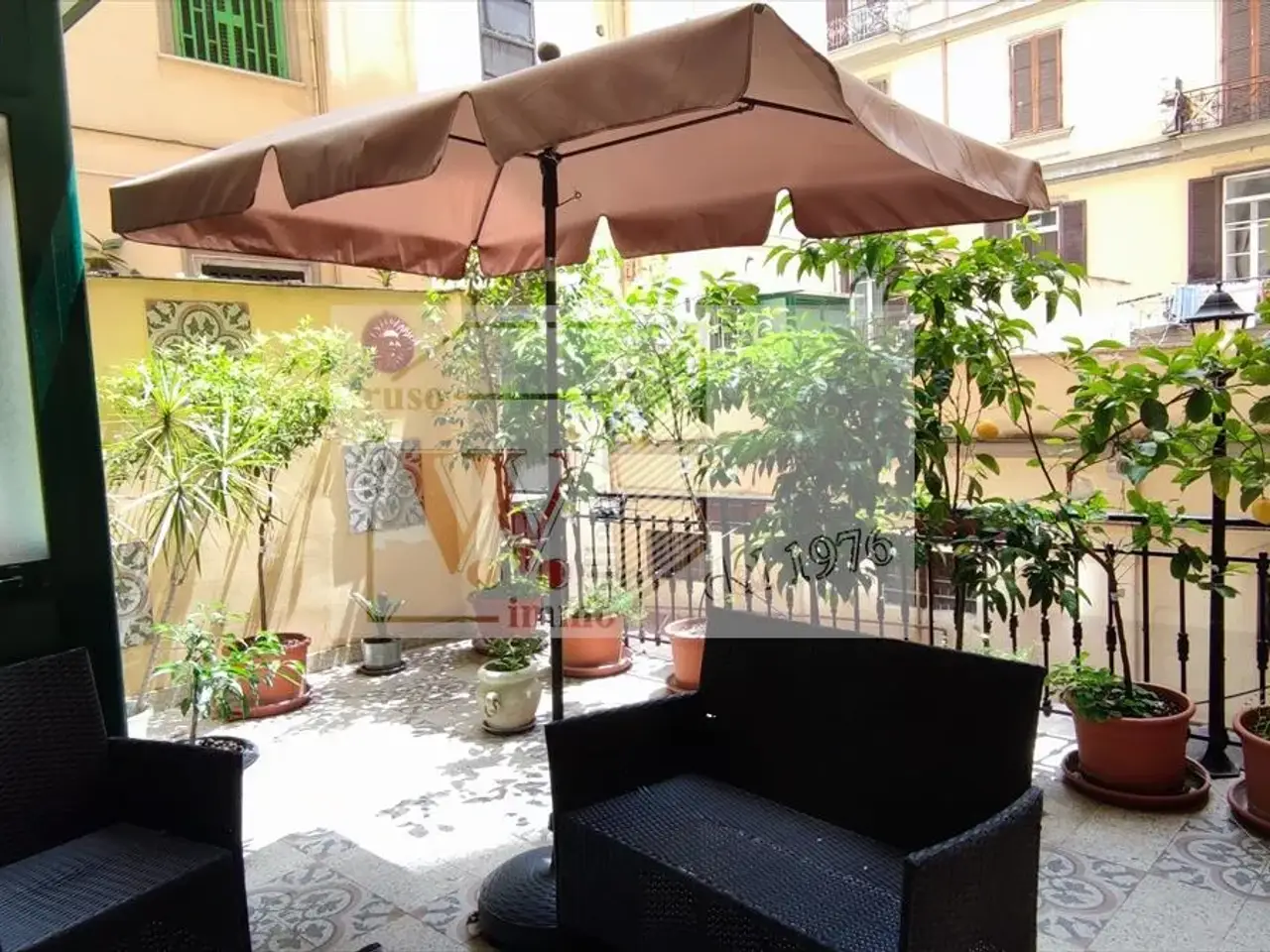 Locale commerciale in Piazza Principe Umberto 4, Napoli, {3} - Foto 1