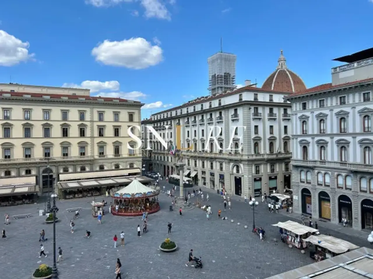 Ufficio in Piazza della Repubblica, Firenze, {3} - Foto 1