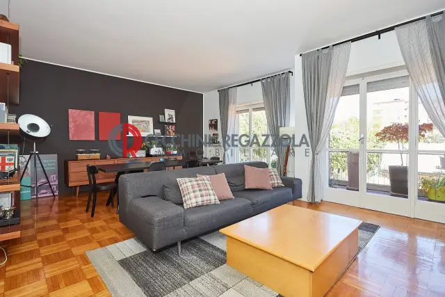 4-room flat in Via Sismondi 6, Milano - Photo 1