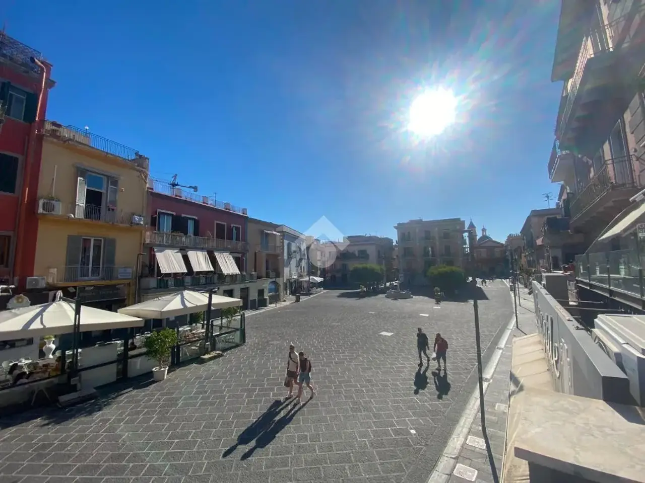 Ufficio in Piazza della Repubblica 88, Pozzuoli, {3} - Foto 1