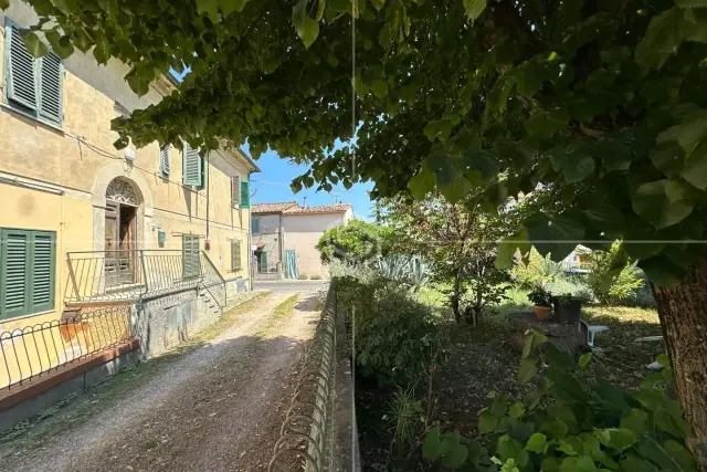 Vierzimmerwohnung in del Commercio, Casciana Terme Lari - Foto 1