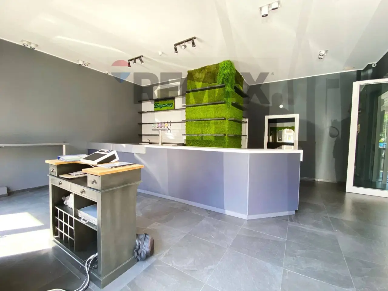 Negozio in Via Masotto 16, Milano, {3} - Foto 1