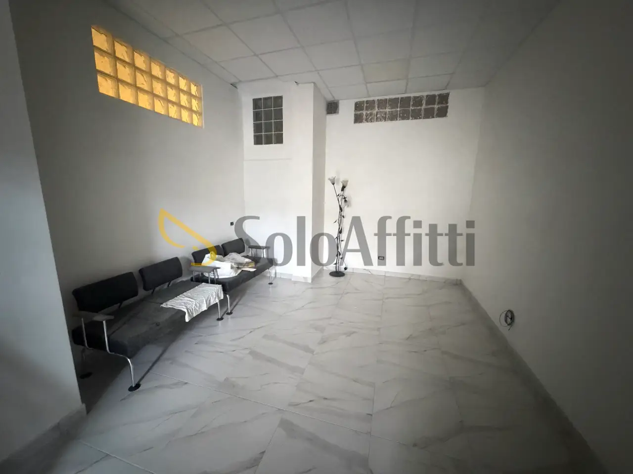 Ufficio in Via Vittorio Veneto, Nettuno, {3} - Foto 1