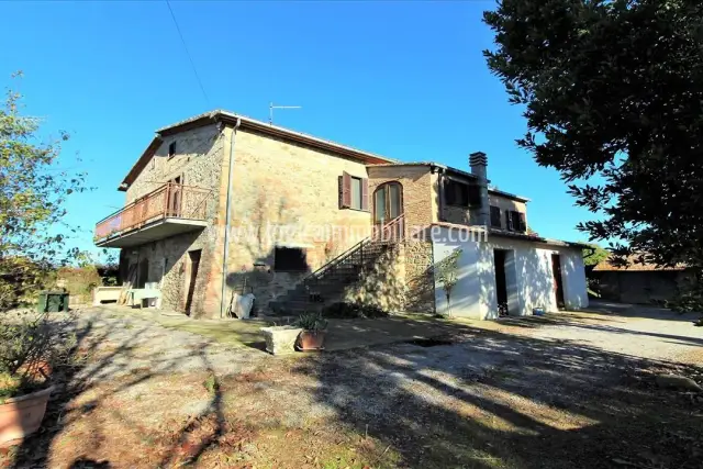 Homestead in Sp308, Città della Pieve - Photo 1