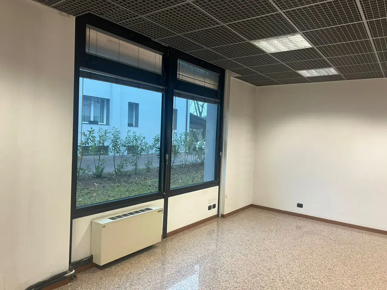 Ufficio in Borgo Vicenza, Castelfranco Veneto, {3} - Foto 2