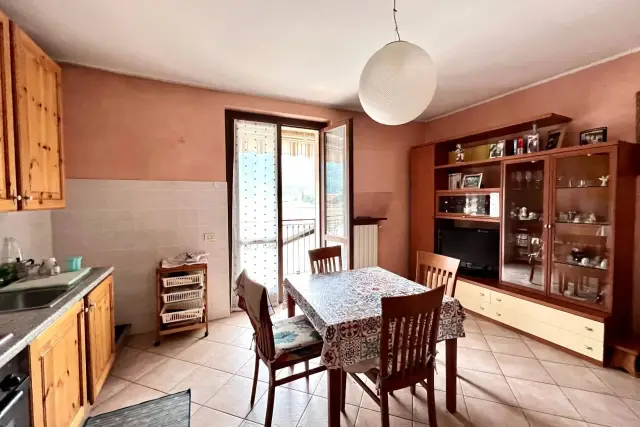 3-room flat in Via Camillo Benso di Cavour, Cene - Photo 1