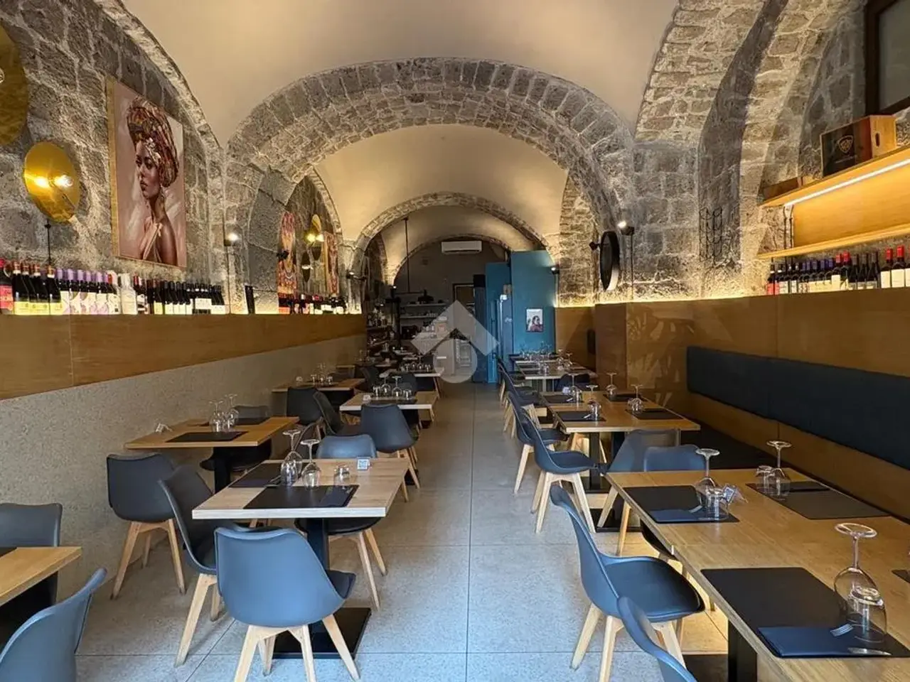 Negozio in Corso Vittorio Emanuele 100, Castellammare Di Stabia, {3} - Foto 2