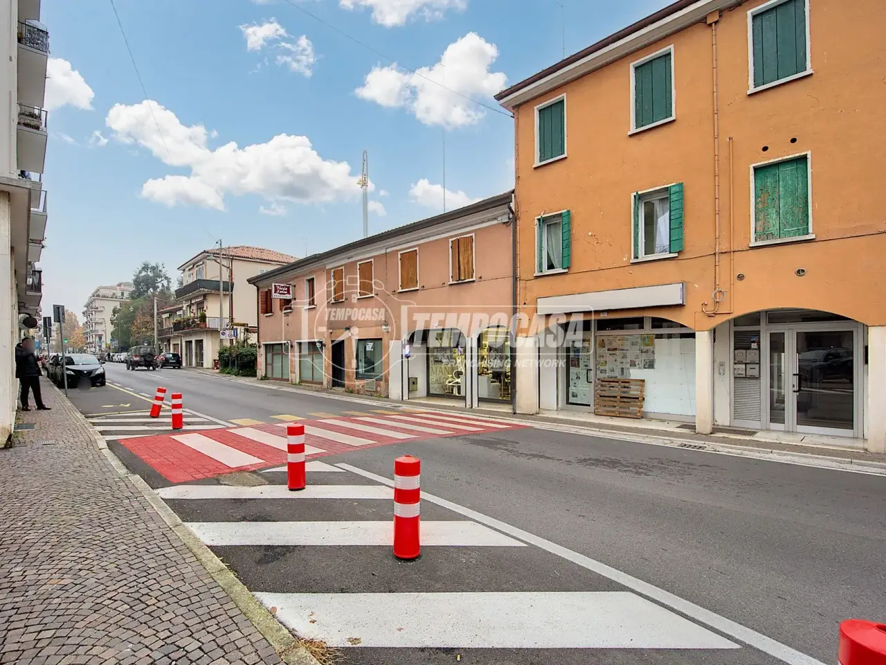 Negozio in Via Sant'Antonino 135, Treviso, {3} - Foto 1