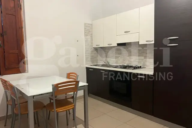 Vierzimmerwohnung in Via Palmas 112, Oristano - Foto 1