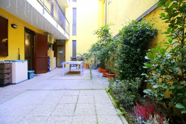 Einzimmerwohnung in Corso della Vittoria 29, Caronno Pertusella - Foto 1